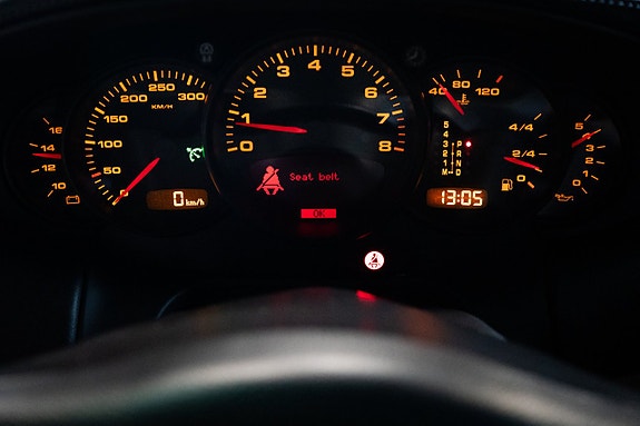 Porsche 911 15 of 16
