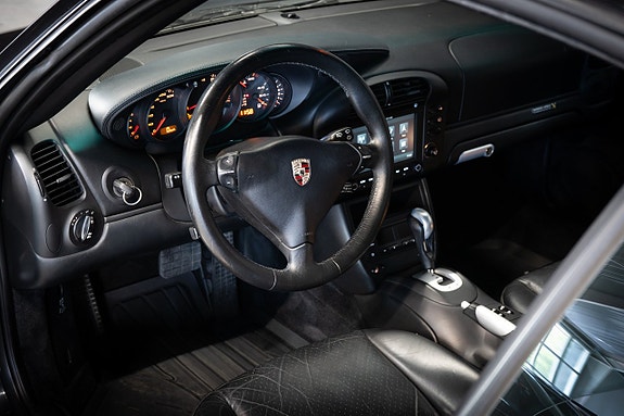 Porsche 911 14 of 16