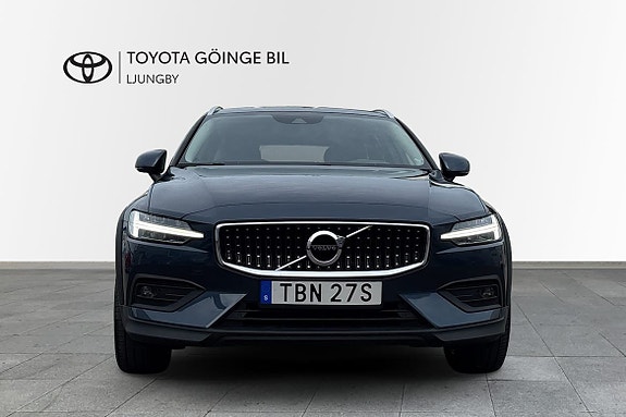 Volvo V60 Cross Country 5 of 5