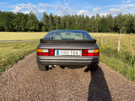 Porsche 944 6 of 14