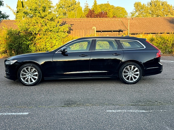 Volvo V90 6 of 9