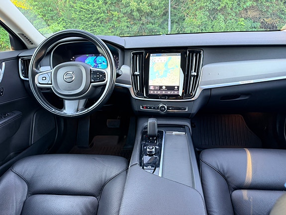 Volvo V90 7 of 9