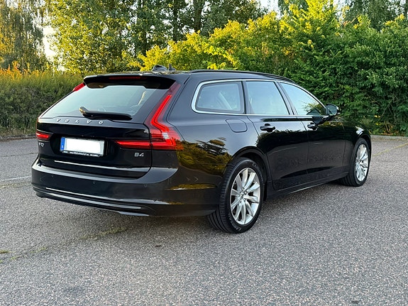 Volvo V90 4 of 9