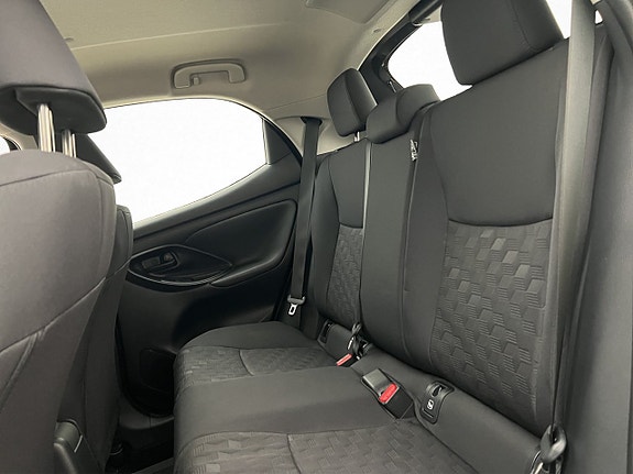 Mazda 2 23 of 28