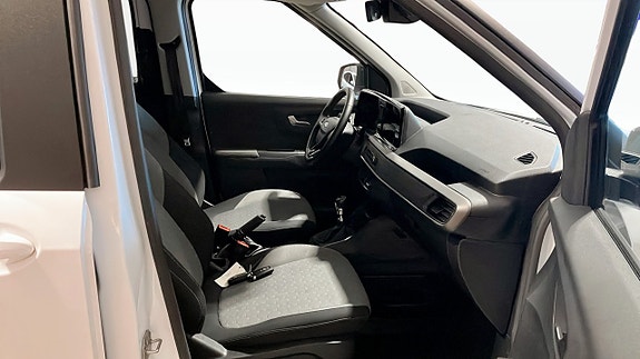 Ford Courier Tourneo 3 of 5