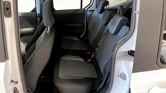 Ford Courier Tourneo 5 of 5