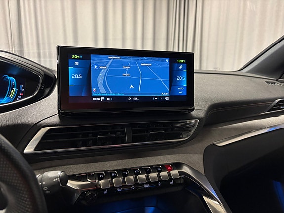 Peugeot 3008 14 of 19