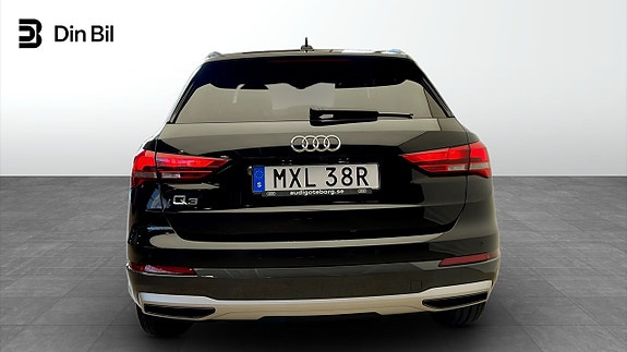 Audi Q3 5 of 12