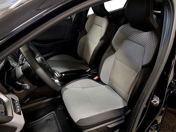 Mitsubishi Colt 4 of 5