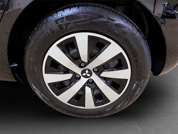 Mitsubishi Colt 17 of 18