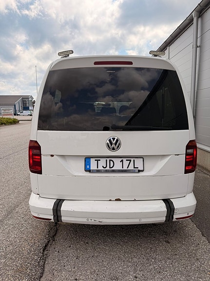 Volkswagen Caddy Maxi 5 of 5