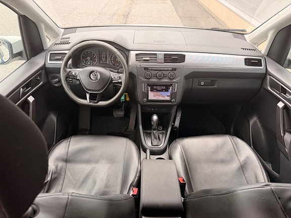 Volkswagen Caddy Maxi 24 of 29