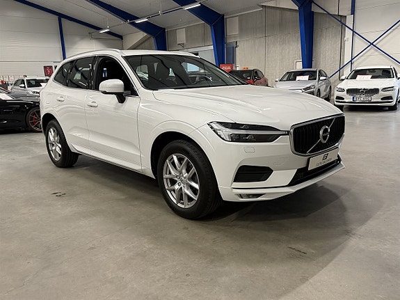 Volvo XC60 2 of 5