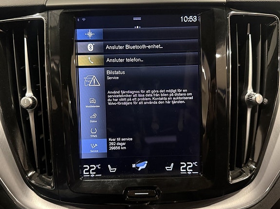 Volvo XC60 17 of 24