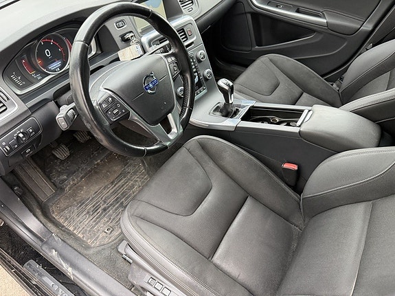 Volvo V60 13 of 18