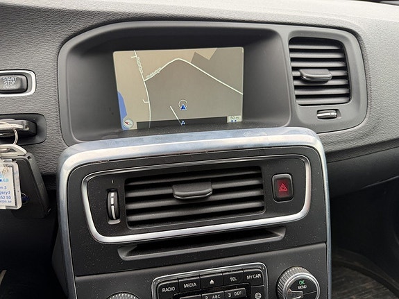 Volvo V60 5 of 5