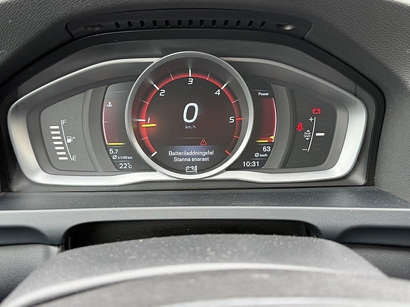 Volvo V60 7 of 18