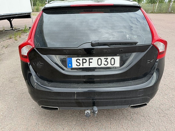 Volvo V60 17 of 18
