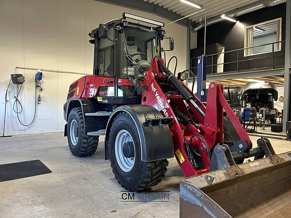 Yanmar V100 3 of 12