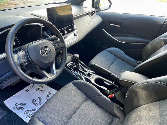 Toyota Corolla 5 of 5