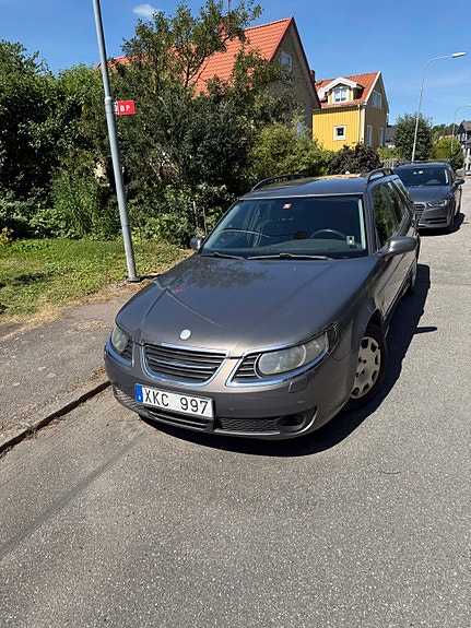 Saab 9-5 2 of 5