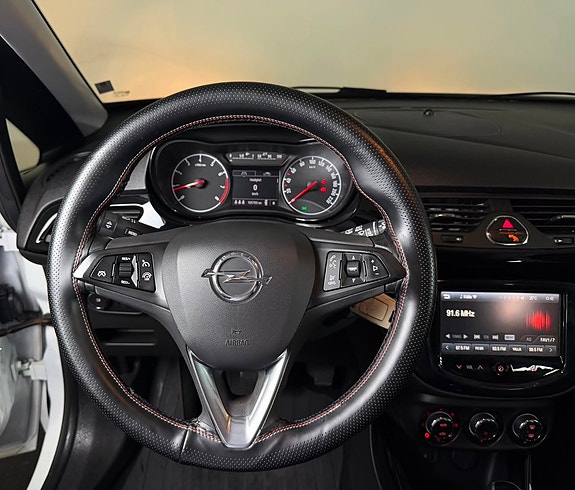 Opel Corsa 12 of 19
