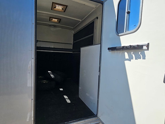 Peugeot Boxer 19 of 19