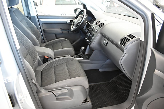 Volkswagen Touran 7 of 20