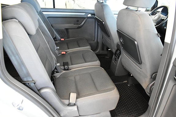 Volkswagen Touran 8 of 20