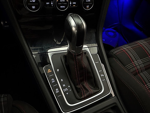 Volkswagen Golf I 23 of 29