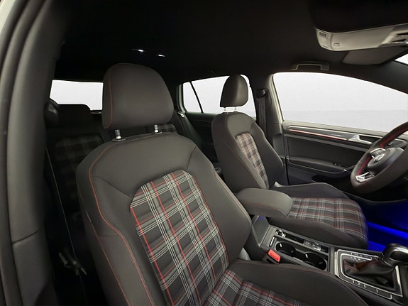 Volkswagen Golf I 15 of 29