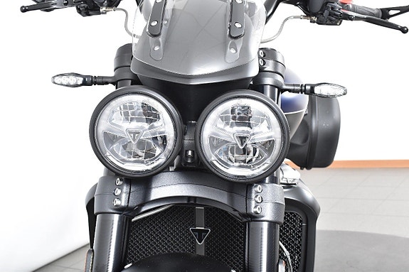 Triumph Rocket 3 Storm R ABS Fint skick 5 of 5