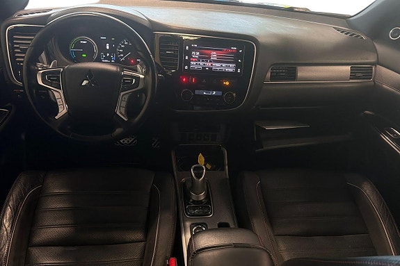 Mitsubishi Outlander 13 of 28