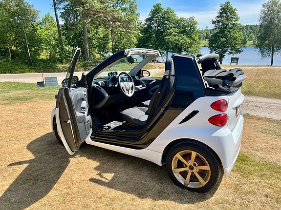 Smart Fortwo cabrio 4 of 5