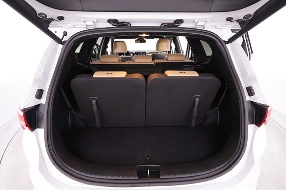 Hyundai Santa Fe 25 of 27