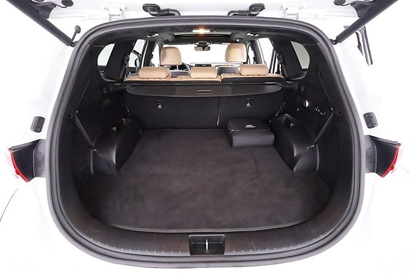 Hyundai Santa Fe 24 of 27
