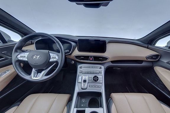 Hyundai Santa Fe 8 of 27