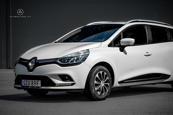 Renault Clio 2 of 5
