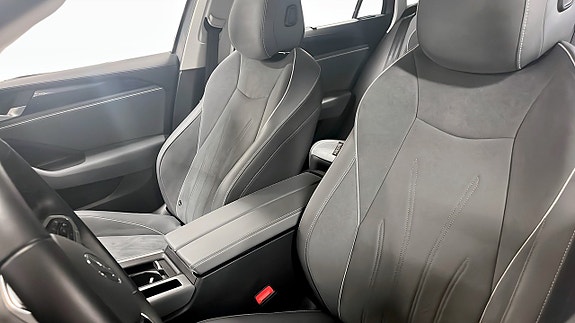 Volkswagen Passat 8 of 13