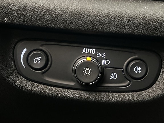 Opel Insignia 28 of 30