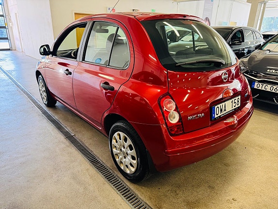 Nissan Micra 14 of 22