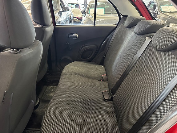Nissan Micra 17 of 22