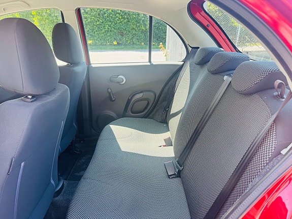 Nissan Micra 7 of 22