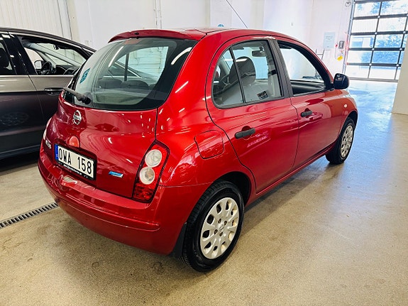 Nissan Micra 13 of 22