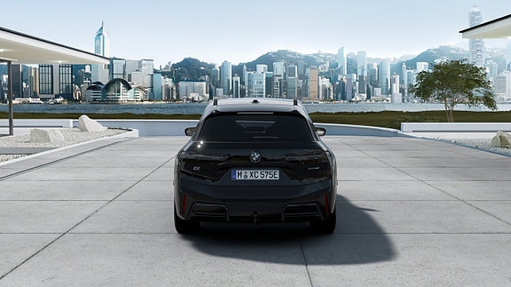 BMW iX 5 of 13