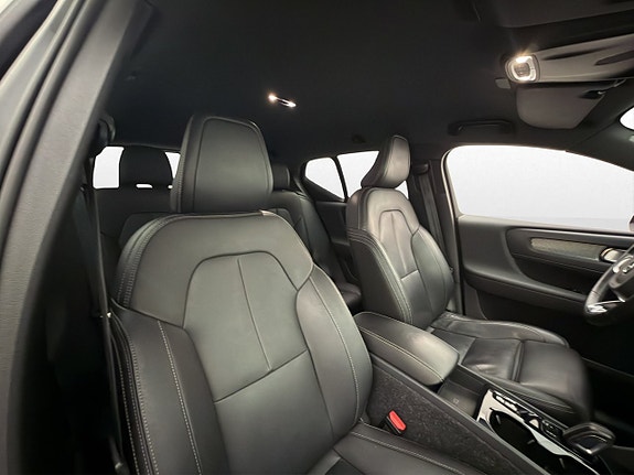 Volvo XC40 24 of 30