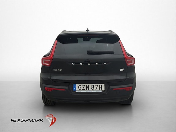 Volvo XC40 5 of 30