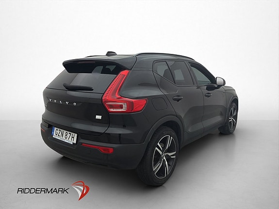 Volvo XC40 4 of 30