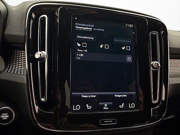 Volvo XC40 20 of 30