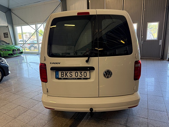 Volkswagen Caddy 4 of 5